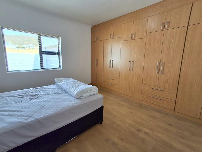 4 Bedroom Property for Sale in Harbour Lights Western Cape